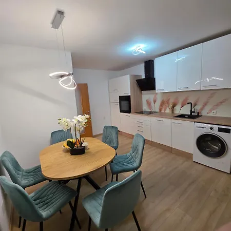 Alpenherz Appartement *
